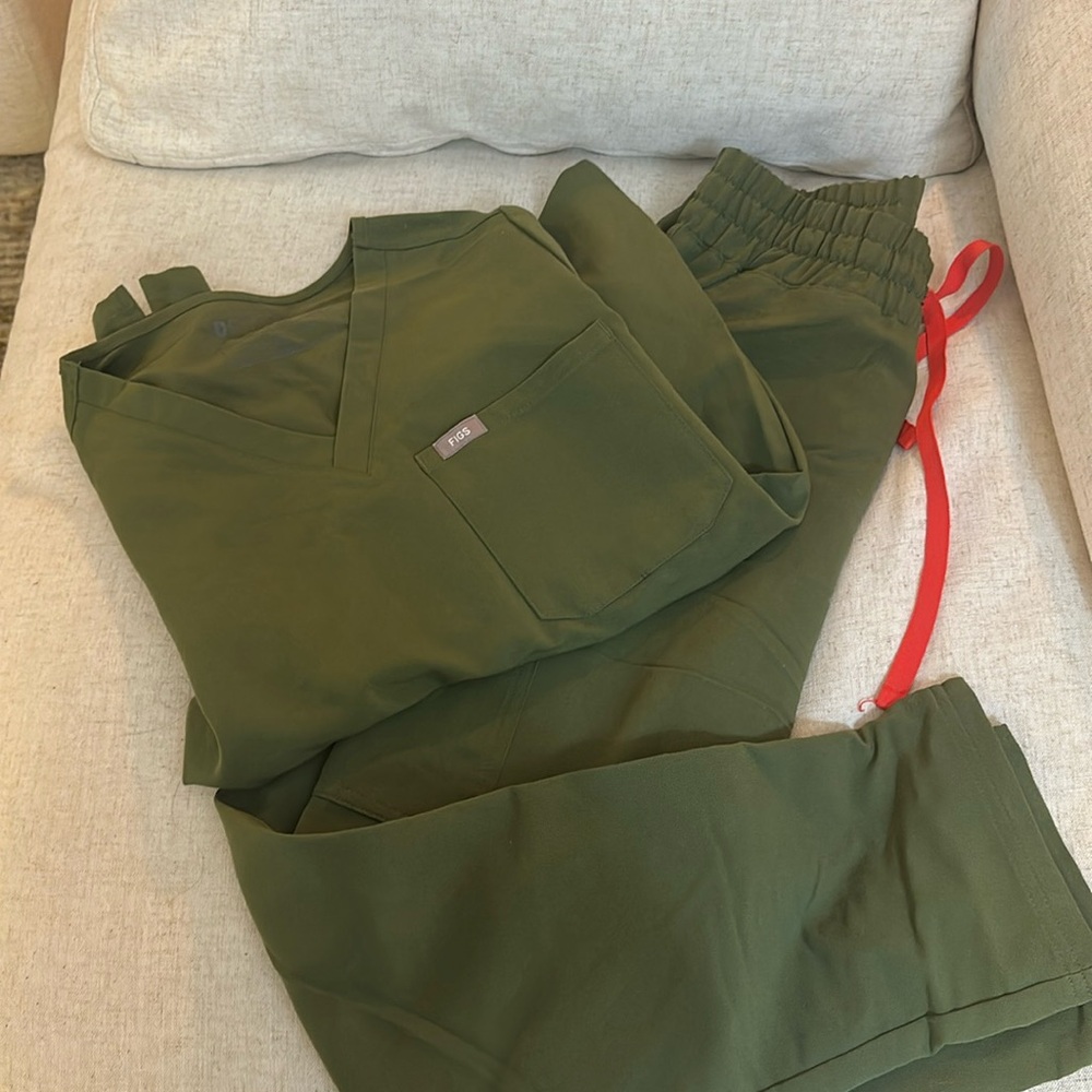 Figs scrub set GREEN